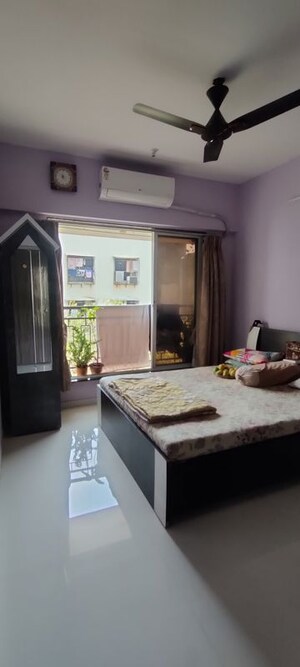 Bedroom in 2 BHK Apartment at Praful CHS, Kandivali West – for Rent