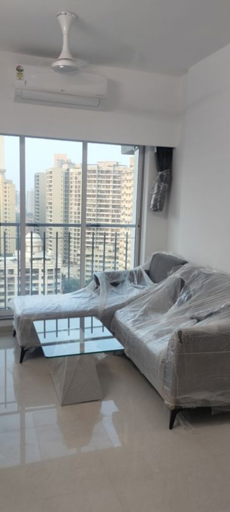 Living Room, veena-smart-homes 1 Bedroom 410 Sq.Ft. Apartment In Kandivali West Mumbai 10325439