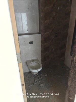 Attached Bathroom in 1 BHK Apartment at Gauri Excellency, Kandivali West – for Rent