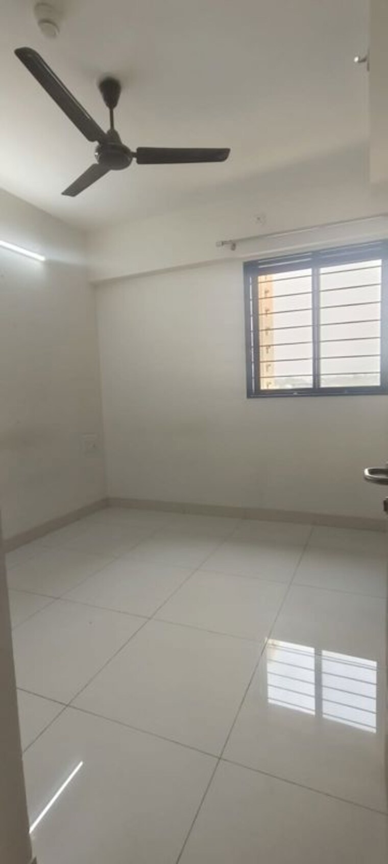 Room, nanded-kalashree 2.5 Bedroom 973 Sq.Ft. Apartment In State Bank Nagar Pune 10325487