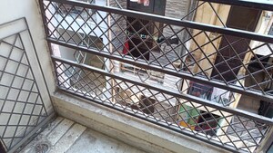 Balcony in 1 BHK Builder Floor at Vaishali Sector 3 – for Rent