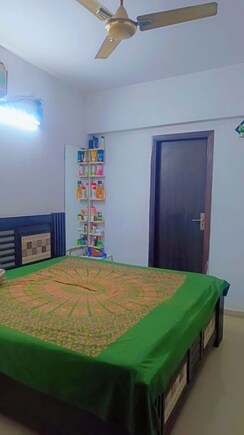 2 BHK + Study Room Apartment For Rent in Nirala Estate