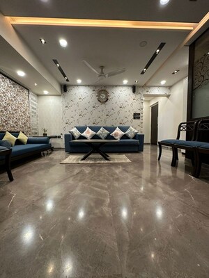 2 BHK Apartment For Rent in Group Seven Rushi Heights, Goregaon East