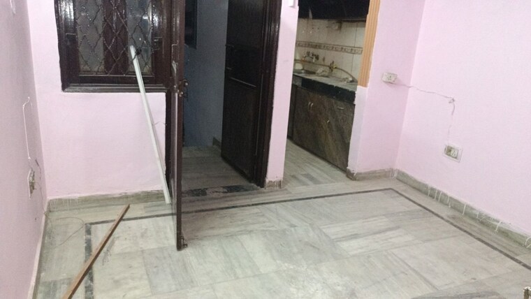 Room, vaishali sector 3 1 Bedroom 350 Sq.Ft. Builder Floor In Vaishali Sector 3 Ghaziabad 10325499