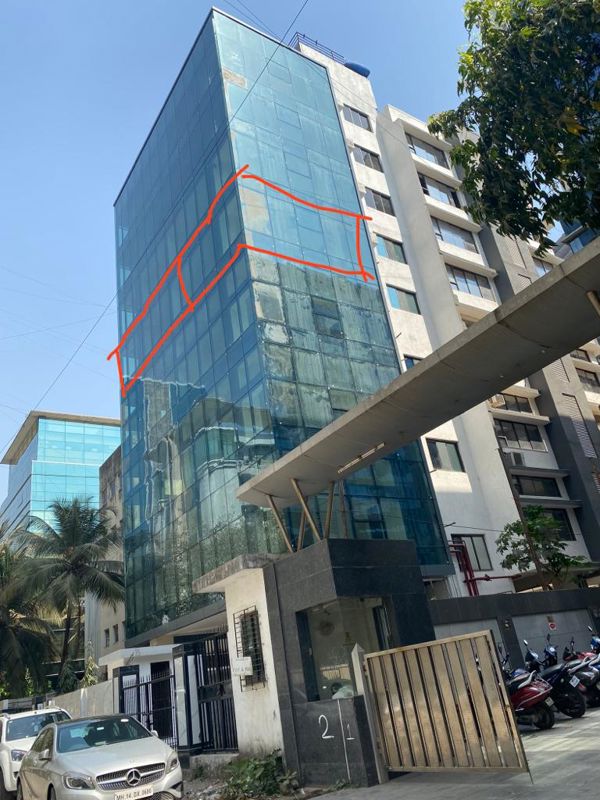 Office Space in IT/SEZ For Sale in Dilip Makskap Centre