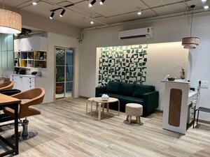 Living Room in  Office Space in IT/SEZ at Dilip Makskap Centre, Andheri West – for Sale