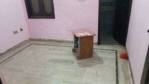 Room in 1 BHK Builder Floor at Vaishali Sector 3 – for Rent