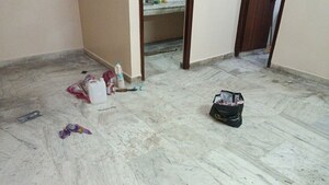 Parking in 1 BHK Builder Floor at Supertech Shopprix Mall Vaishali, Vaishali Sector 5 – for Rent