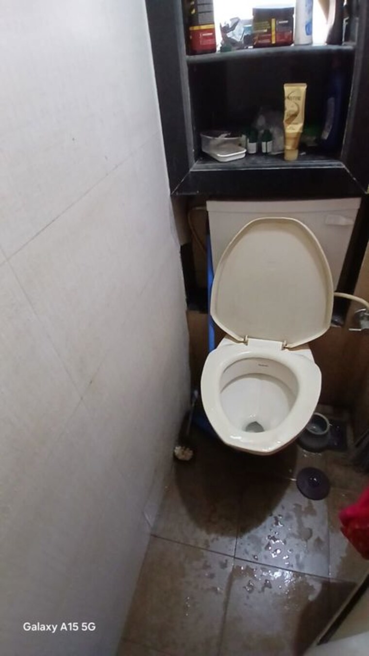 Bathroom, tirupathi-the-windsor 1 RK 250 Sq.Ft. Apartment In Kandivali East Mumbai 10325536