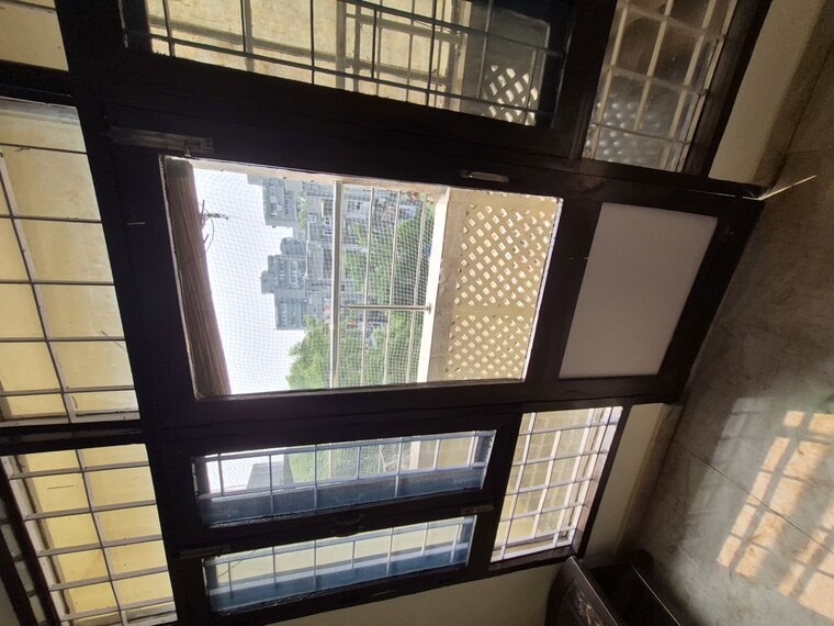 Balcony, vasant-apartment-mayur-vihar 3 Bedroom 1150 Sq.Ft. Apartment In Mayur Vihar 1 Delhi 10325566