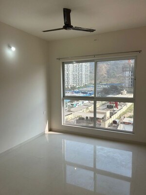 Room in 3 BHK Apartment at Godrej Green Cove, Mahalunge – for Rent