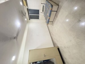 Furnished Amenities in 3 BHK Apartment at Paman Apartment, Chembur – for Rent