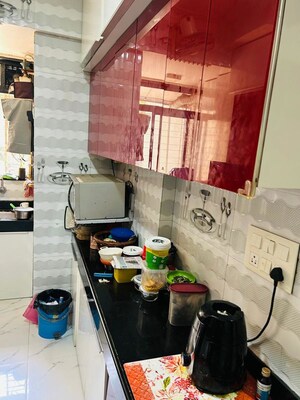 Team Area in 2 BHK Apartment at Sheth Vasant Sagar Complex, Kandivali East – for Rent