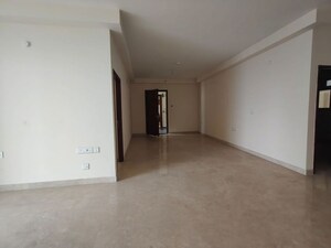 Room in 4 BHK Apartment at Aurobindo Kohinoor, Serilingampally – for Sale