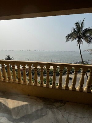 4 BHK Apartment For Rent in Beach View Apartment, Bandra West