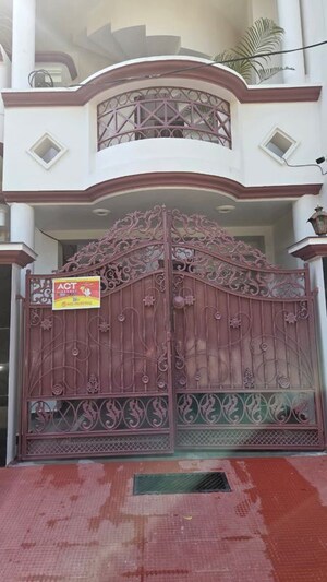 2 BHK Independent House – Exterior View View at Gomti Nagar - for Rent