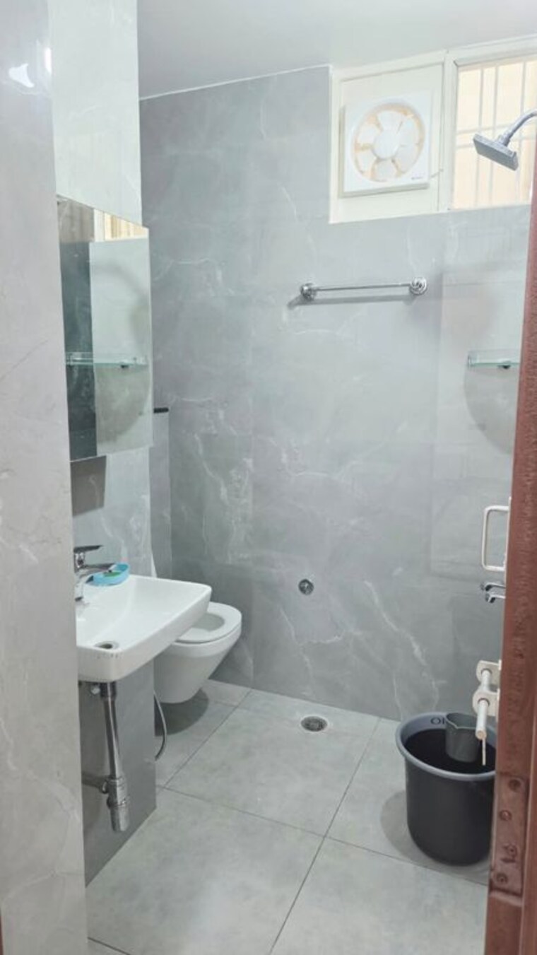 Bathroom, gomti nagar 2 Bedroom 1000 Sq.Ft. Independent House In Gomti Nagar Lucknow 10325693