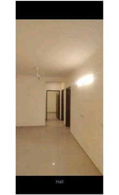 3 BHK + Servant Room Apartment For Rent in Omaxe Waterscapes