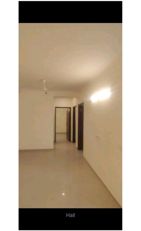 3 BHK + Servant Room Apartment For Rent in Omaxe Waterscapes