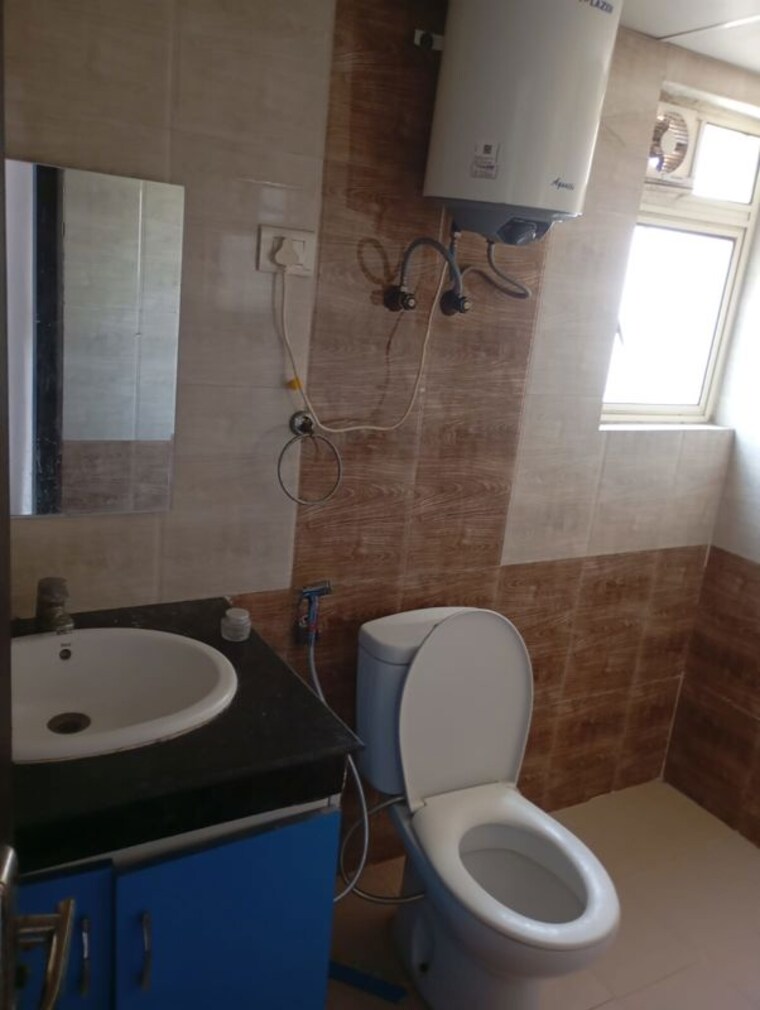 Bathroom, nirala-estate 3 Bedroom 1380 Sq.Ft. Apartment In Tech Zone 4 Greater Noida Greater Noida 10325497