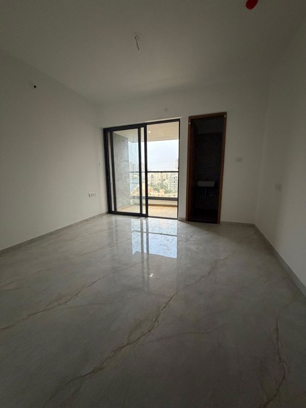 3 BHK 1275 Sq.Ft. Apartment in Majestique Signature Towers Phase 1