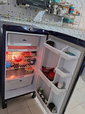 Furnished Amenities in 1 RK Apartment at Kalina Sangam CHS, Santacruz East – for Rent