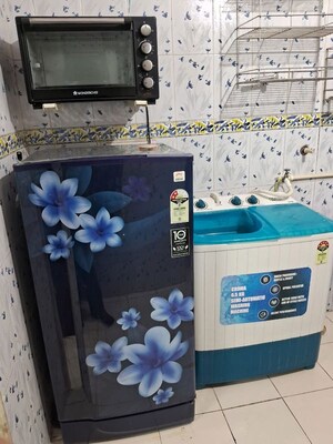 Team Area in 1 RK Apartment at Kalina Sangam CHS, Santacruz East – for Rent