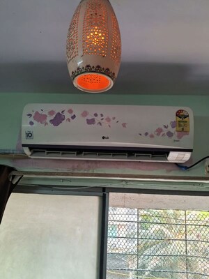 Furnished Amenities in 1 RK Apartment at Kalina Sangam CHS, Santacruz East – for Rent