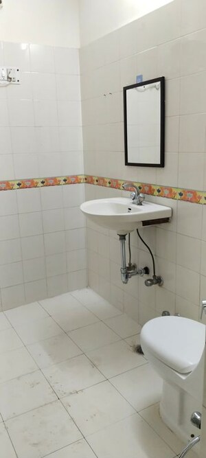 Bathroom in 2 BHK Builder Floor at South City 1 – for Rent