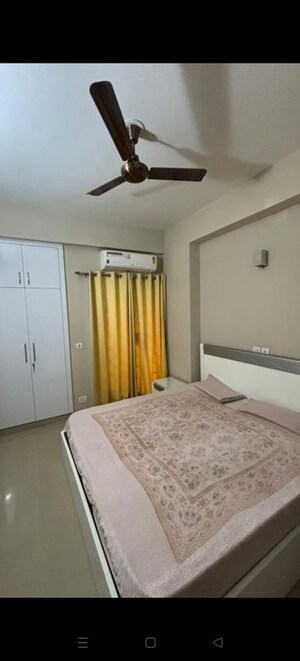 Bedroom in 2 BHK Apartment at Mahagun Moderne, Sector 78 – for Rent