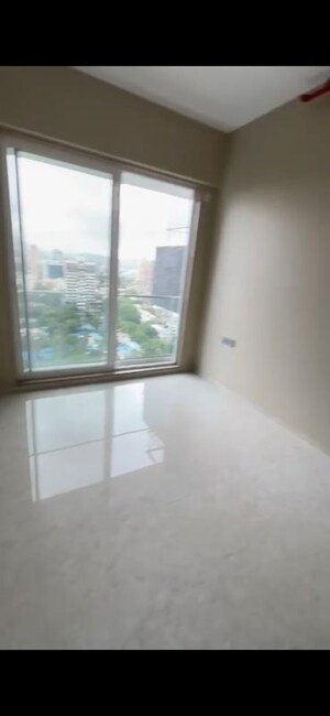 Room in 2 BHK Apartment at Kabra Diamante, Goregaon West – for Rent