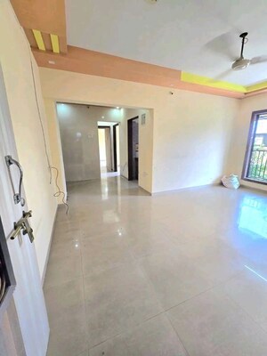 Room in 2 BHK Apartment at Jeevdani Oakwood, Nalasopara West – for Rent