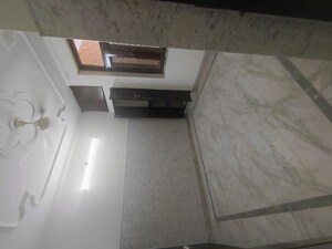 Furnished Amenities in 2 BHK Apartment at Janakpuri – for Sale