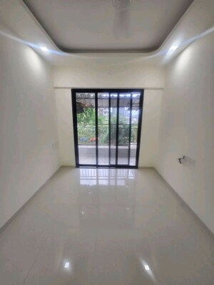 Room in 2 BHK Apartment at Agarwal Krish Garden, Nalasopara West – for Rent