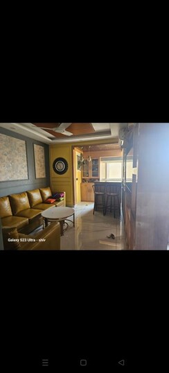 3.5 BHK + Servant Room Apartment For Rent in Amrapali Sapphire