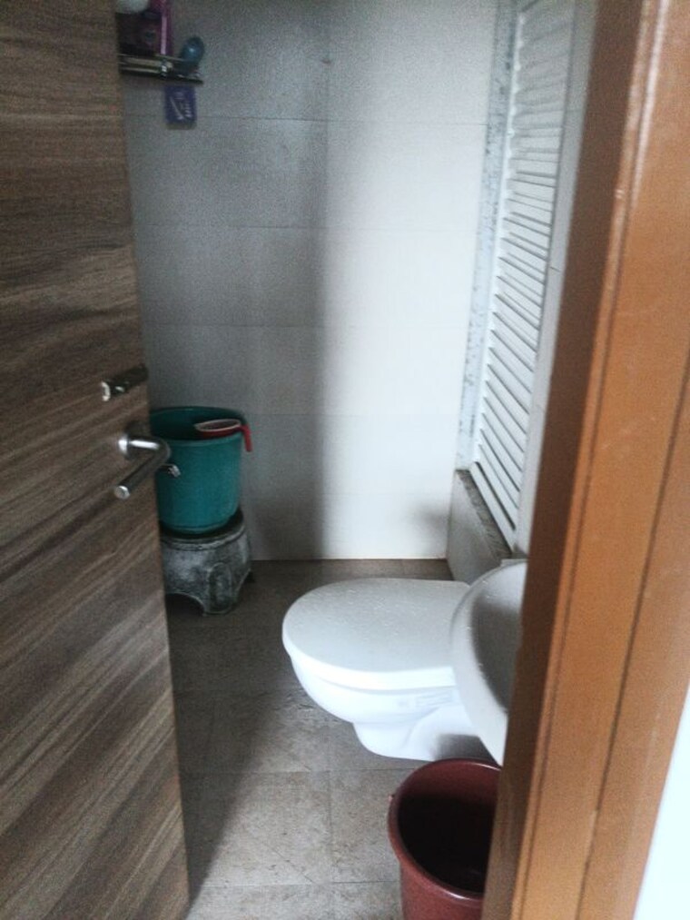 Attached Bathroom, marathon-neo-hills 1 Bedroom 350 Sq.Ft. Apartment In Tembhipada Mumbai 10325920