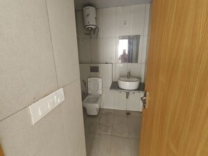 Bathroom in 4 BHK Apartment at SS Linden, Sector 84 – for Rent