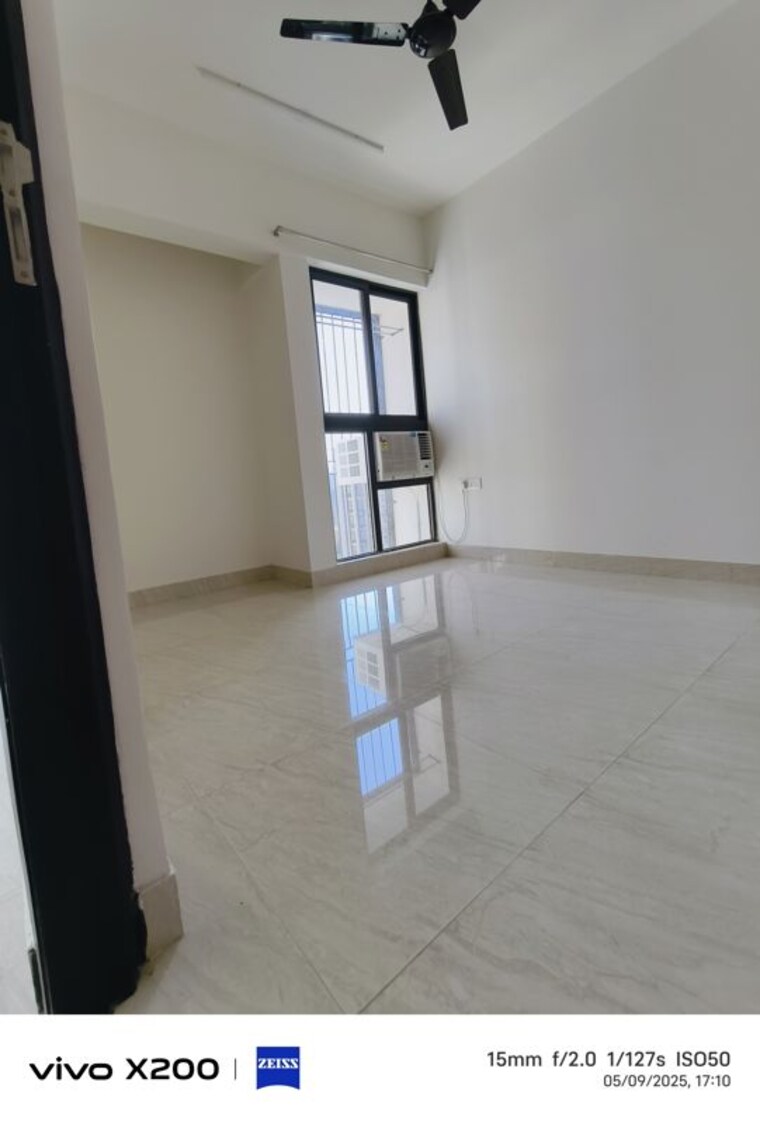 Room, lodha-crown-quality-homes 1 Bedroom 750 Sq.Ft. Apartment In Majiwada Thane 10325941