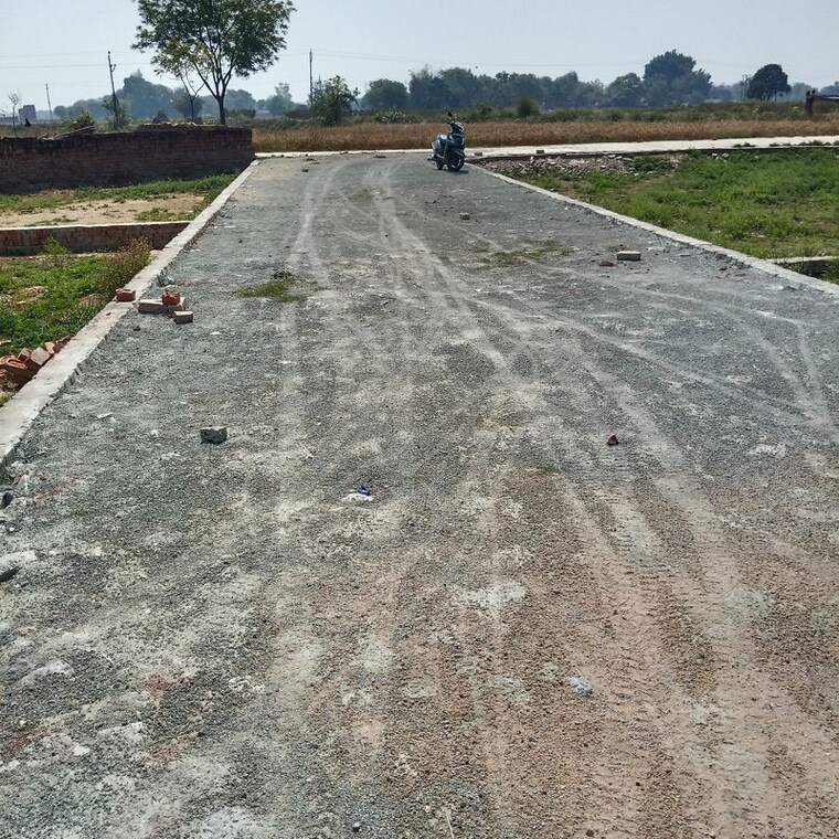 undefined, parao  1365 Sq.Ft. Plot In Parao Varanasi 10325945