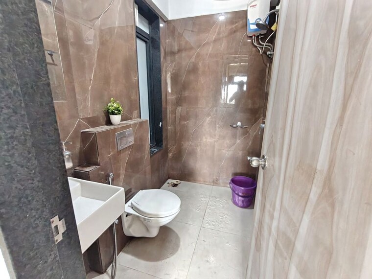 Bathroom, tagore nagar 2 Bedroom 600 Sq.Ft. Apartment In Tagore Nagar Mumbai 10325956