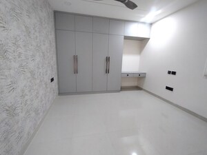 Room in 3 BHK Apartment at SMR Vinay Iconia Hyderabad, Kondapur – for Rent