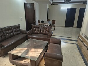 Living Room in 1 RK Builder Floor at Builder Floor, Sector 28 – for Rent