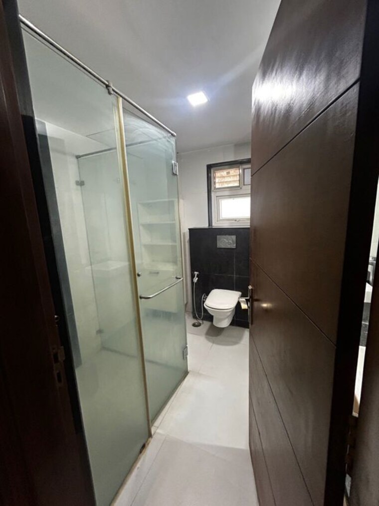 Bathroom, legend-chimes 4 Bedroom 4000 Sq.Ft. Villa In Kokapet Hyderabad 10326002