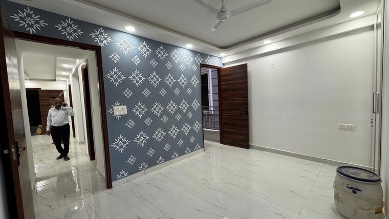 Room, chattarpur 3 Bedroom 1300 Sq.Ft. Apartment In Chattarpur Delhi 10326023
