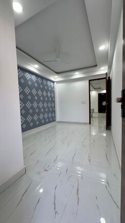 3 BHK + Servant Room,Extra Room Apartment For Rent in Chattarpur