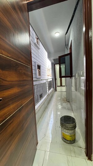 Staircase in 3 BHK Apartment at Chattarpur – for Rent