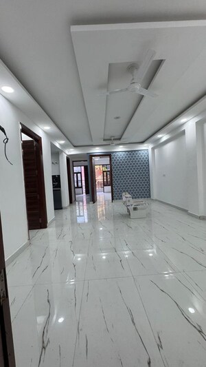 Kitchen in 3 BHK Apartment at Chattarpur – for Rent