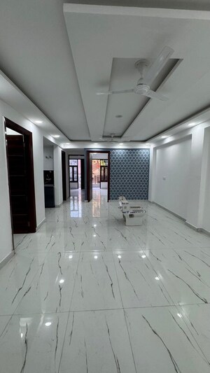 Kitchen in 3 BHK Apartment at Chattarpur – for Rent