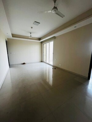 Room in 3 BHK Apartment at Hindon Vihar, Sector 49 – for Rent