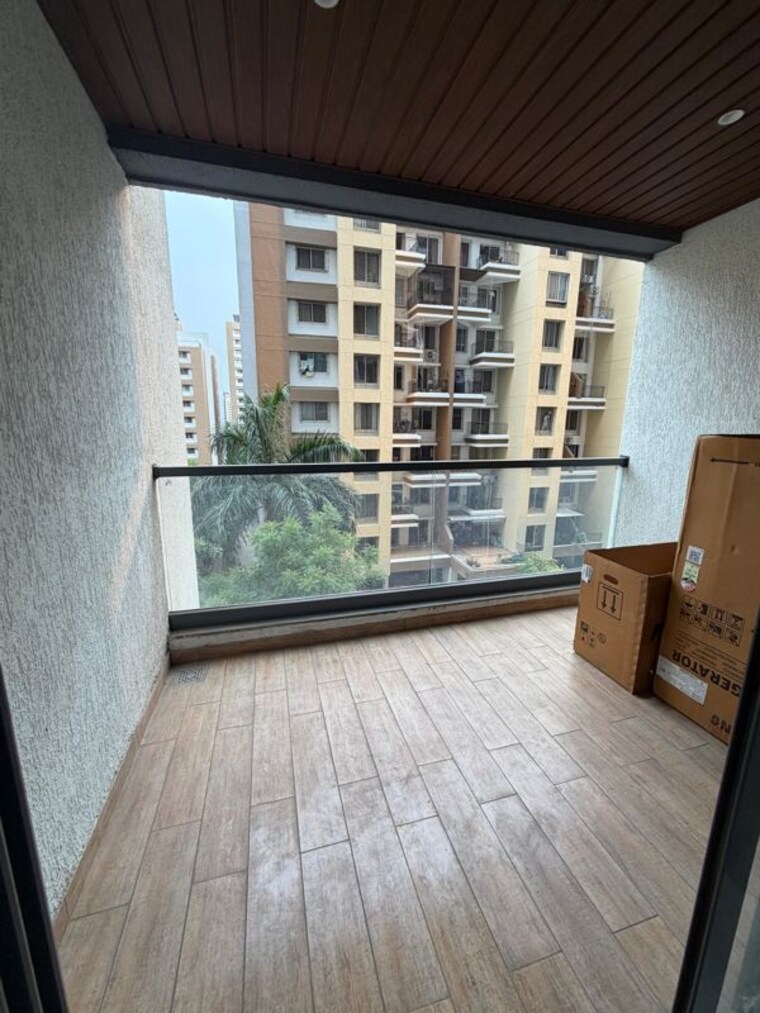 Balcony, majestique-signature-towers-phase-1 2 Bedroom 800 Sq.Ft. Apartment In Balewadi Pune 10326096